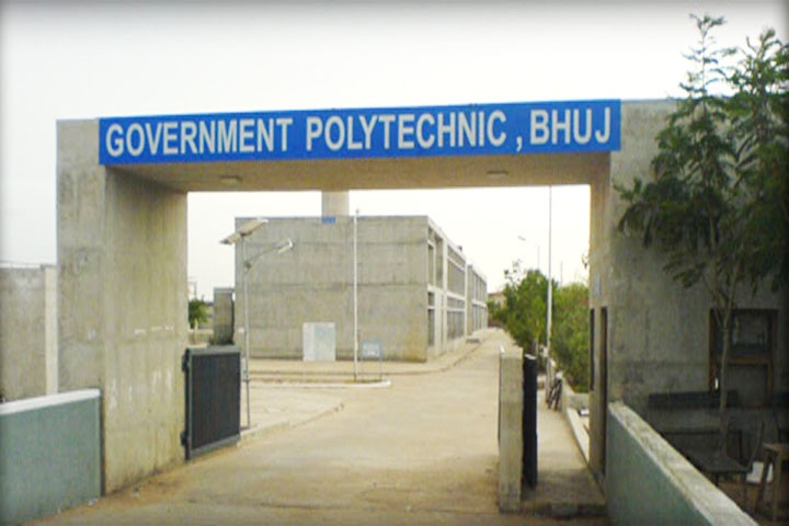 https://cache.careers360.mobi/media/colleges/social-media/media-gallery/12242/2019/3/28/Campus Entrance View of Government Polytechnic Bhuj_Campus-view.jpg
